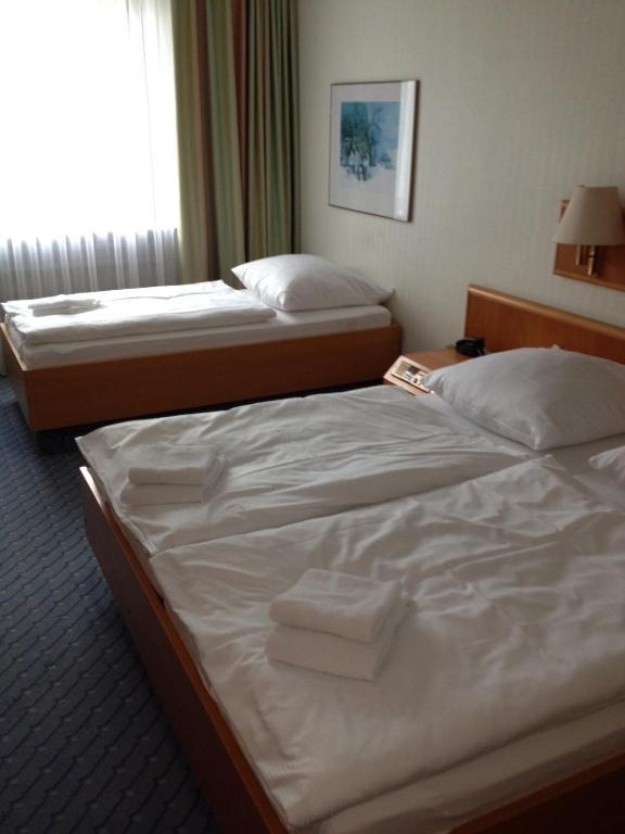 A1 Raststaette & Motel Hamburg-Stillhorn Oda fotoğraf