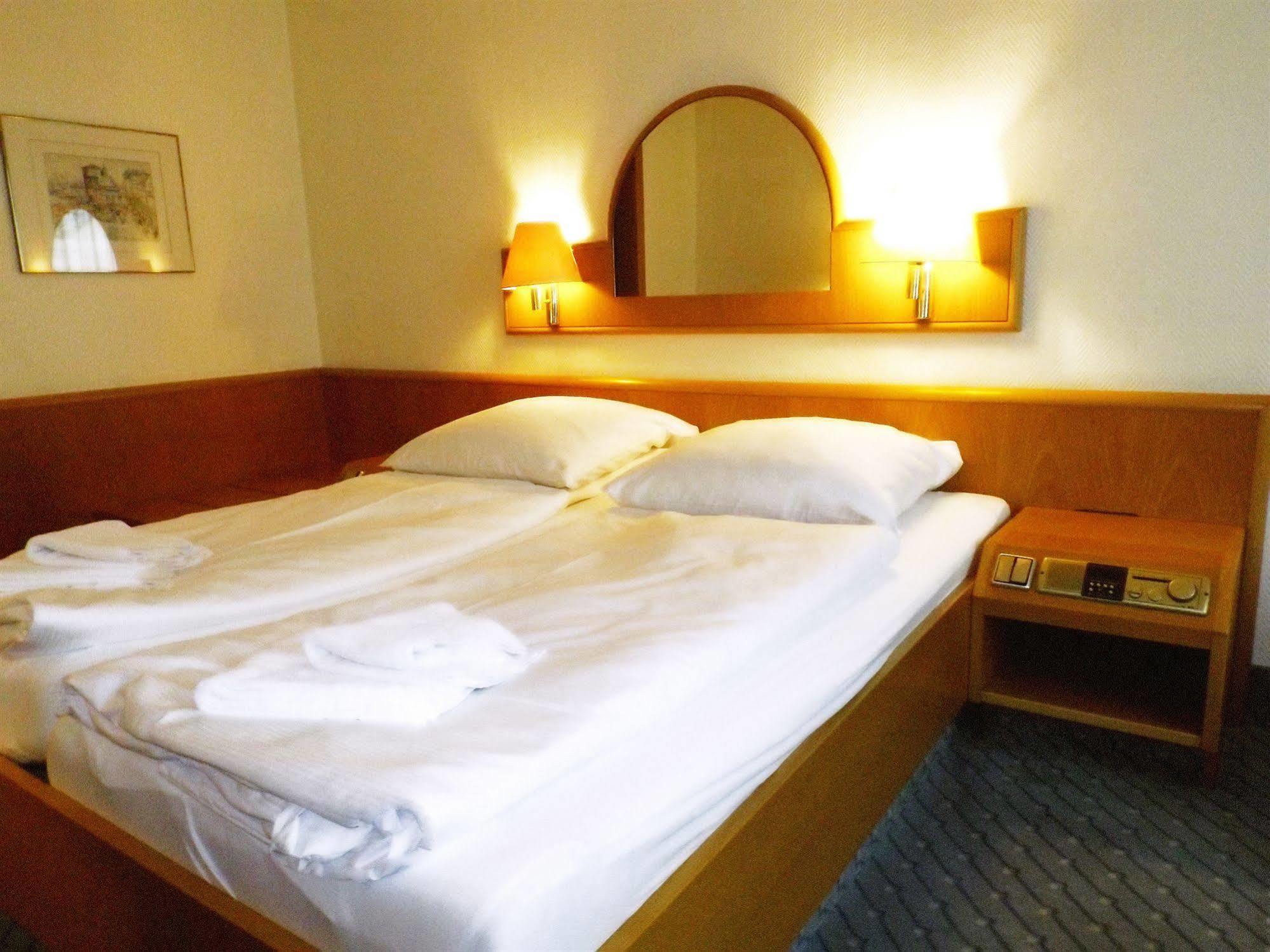 A1 Raststaette & Motel Hamburg-Stillhorn Dış mekan fotoğraf