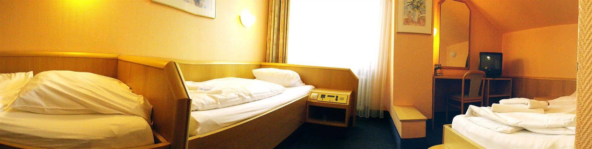 A1 Raststaette & Motel Hamburg-Stillhorn Dış mekan fotoğraf